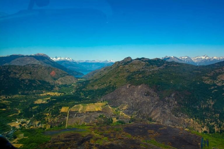Lograron contener el incendio en El Hoyo que afectó más de 200 hectáreas