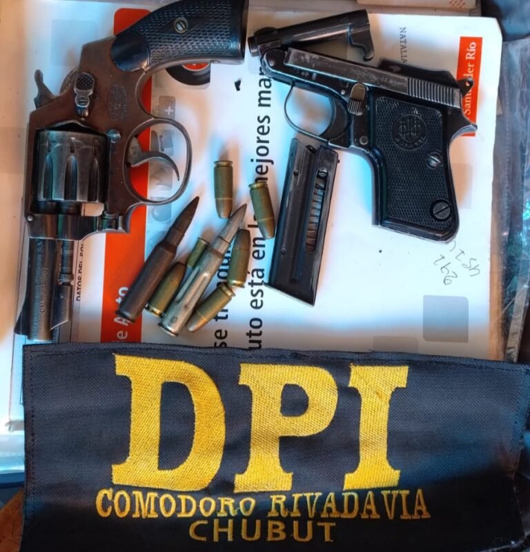 Secuestran armas de fuego tras ataque a un local nocturno