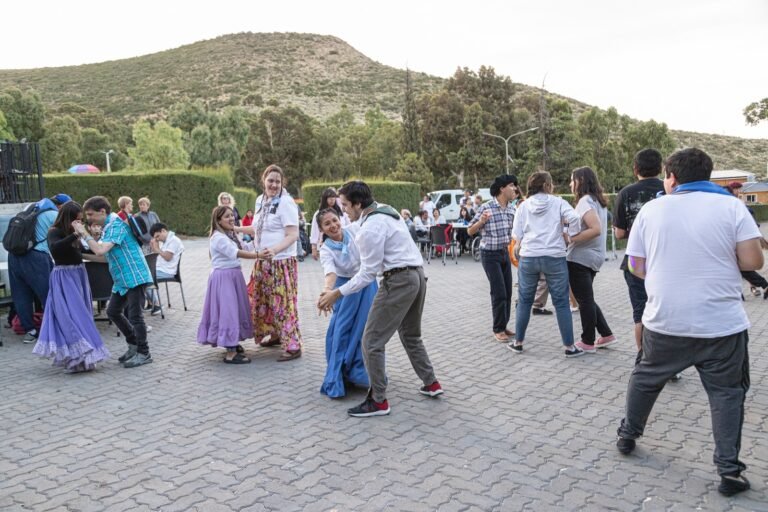 Se concretó una peña folklórica para jóvenes adultos con discapacidad