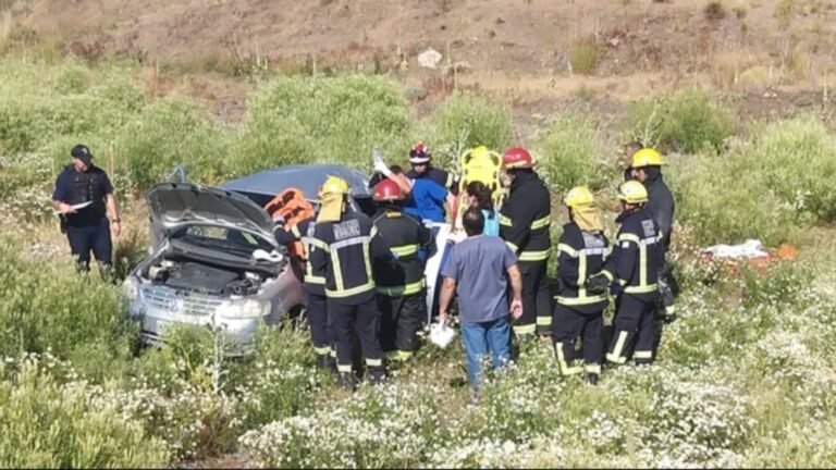 Comodorenses volcaron en Ruta 40 y terminaron hospitalizadas