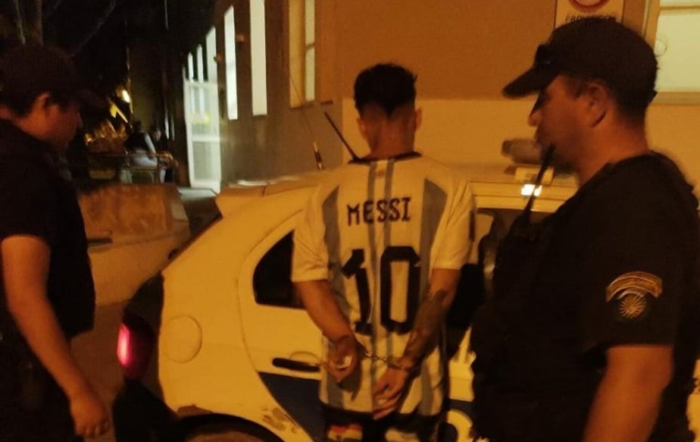 Robó un televisor y su propia madre lo entregó con la Policía