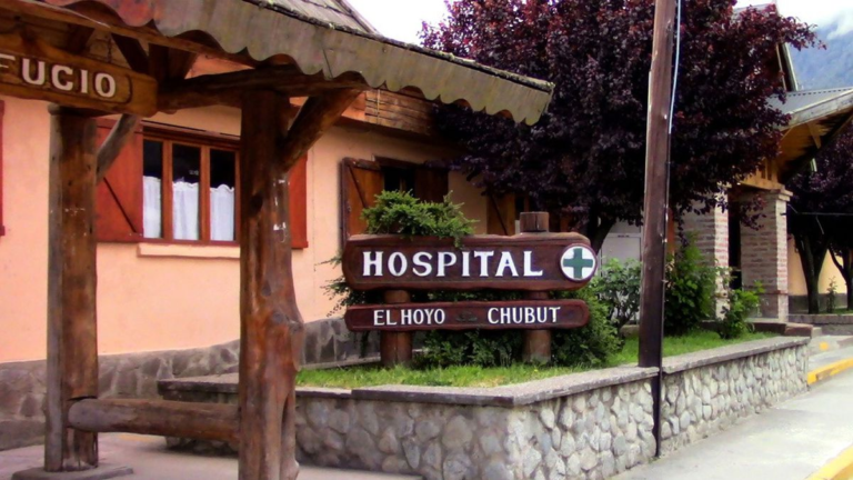 Se desvaneció mientras conducía por la ruta y falleció