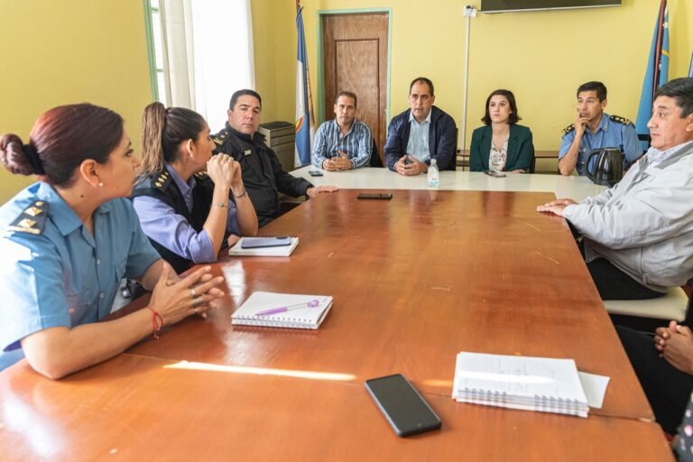 Reunión entre Municipio y Policía por cambios en las Comisarías de la mujer