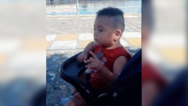 Recaudan fondos para costear el tratamiento oncológico a un niño de 2 años