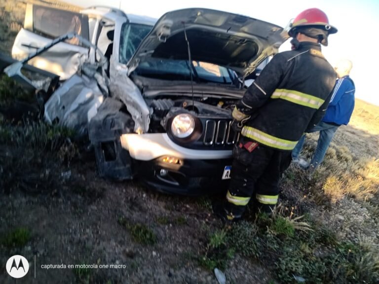 Fuerte choque con adultos, niños y un bebé trasladados al Hospital