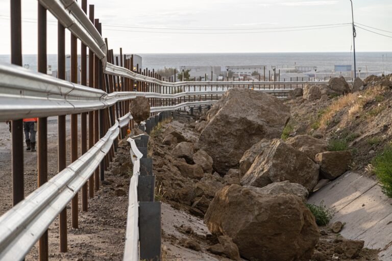 Continuarán con el proyecto de aterrazamiento de la ladera del cerro Chenque