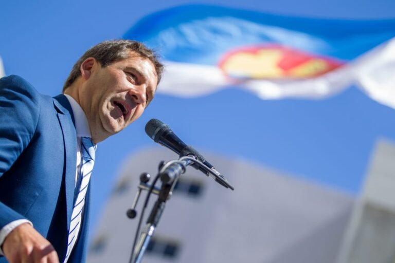 Luque “Nuestro desafío es velar por la defensa de los puestos de trabajo y las inversiones”