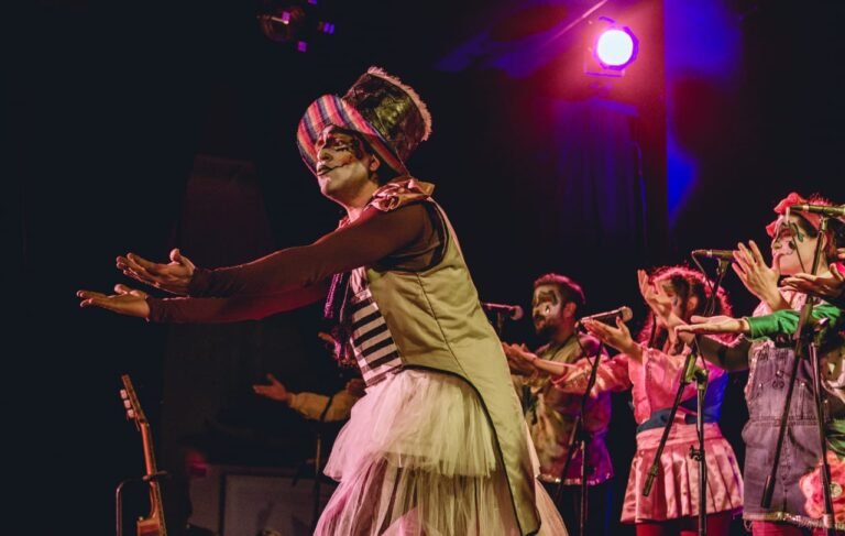 Finde extra largo: teatro, música y murga