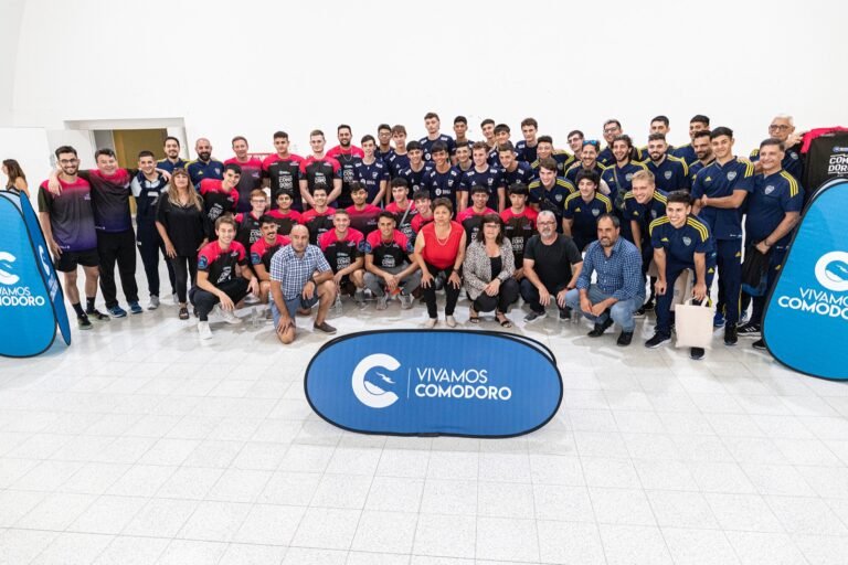 Con la presencia de la Selección Argentina, presentaron el torneo de vóley “Aniversario de Comodoro Rivadavia”