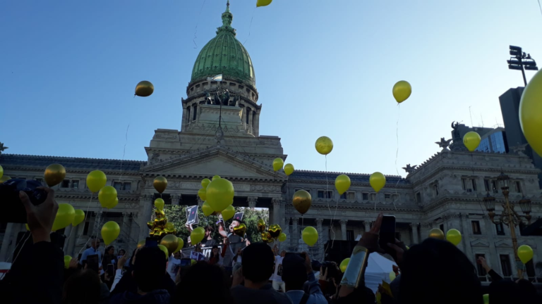 Perdió a su hijo con cáncer y ahora lucha para que otros miles puedan tener una mejor vida
