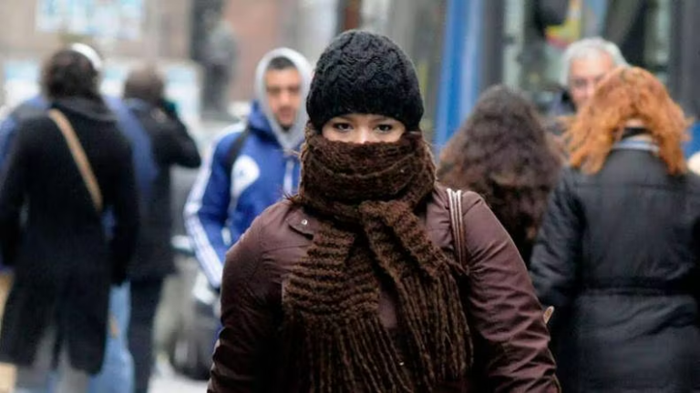 Una ola de frío llegó a la provincia y permanecerá hasta el sábado