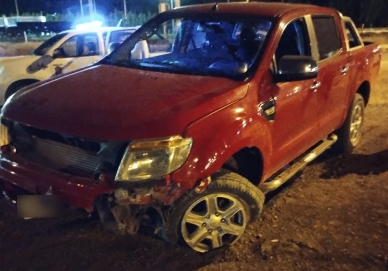 Manejaba borracho y despistó en la rotonda de Ruta 3 y 26