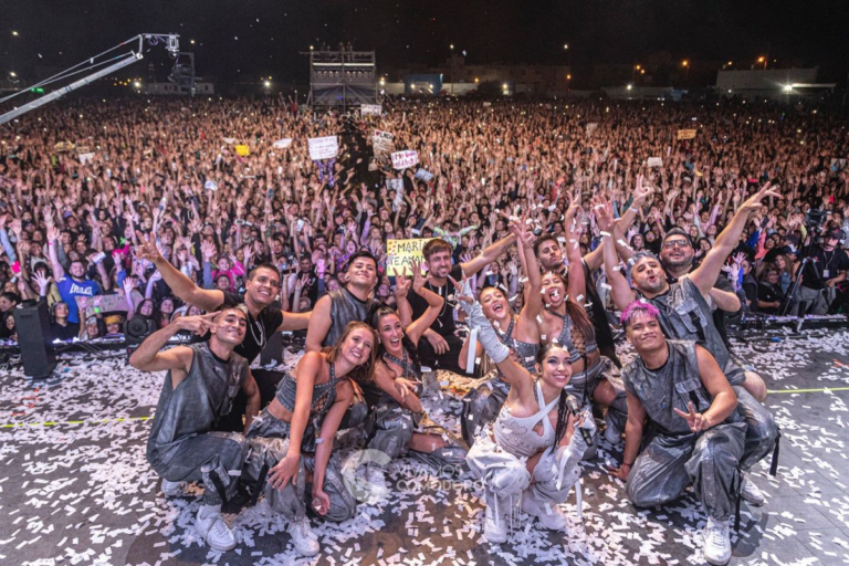 Así fue el multitudinario show de Maria Becerra en el Estadio Municipal