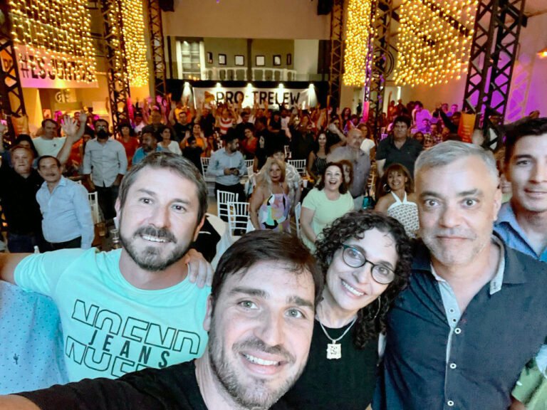 Junto a 500 afiliados del PRO Trelew, Torres apoyó la candidatura de Gerardo Merino y llamó a fortalecer Juntos por el Cambio