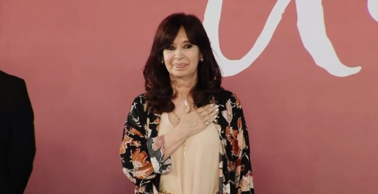 Cristina Kirchner lanzó duras críticas a la Justicia y pidió revisar el acuerdo con el FMI