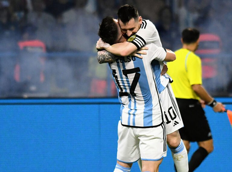 La Selección aplastó 7-0 a Curazao y Lionel Messi superó los 100 goles
