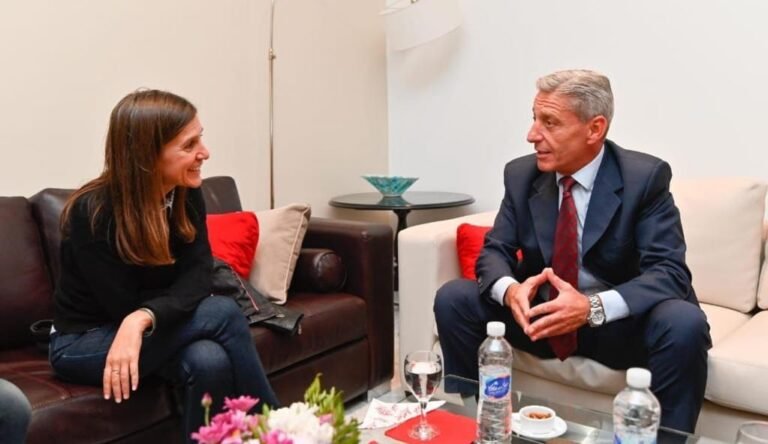 Fernanda Raverta, directora Ejecutiva de la ANSES fue recibida por el Gobernador