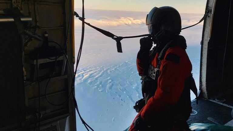 De Chubut a la Antártida: vuela las bases Marambio y Belgrano II