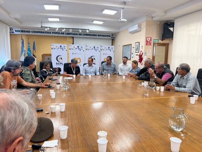 La SCPL renovó la escala de descuentos en las tarifas con los Centro de Jubilados