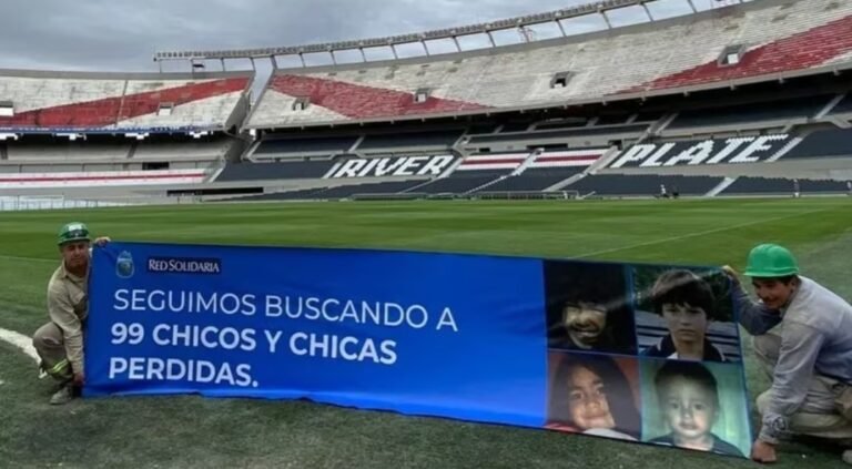 Partido de la Selección: proyectarán fotos de nenes perdidos para ayudar a encontrarlos