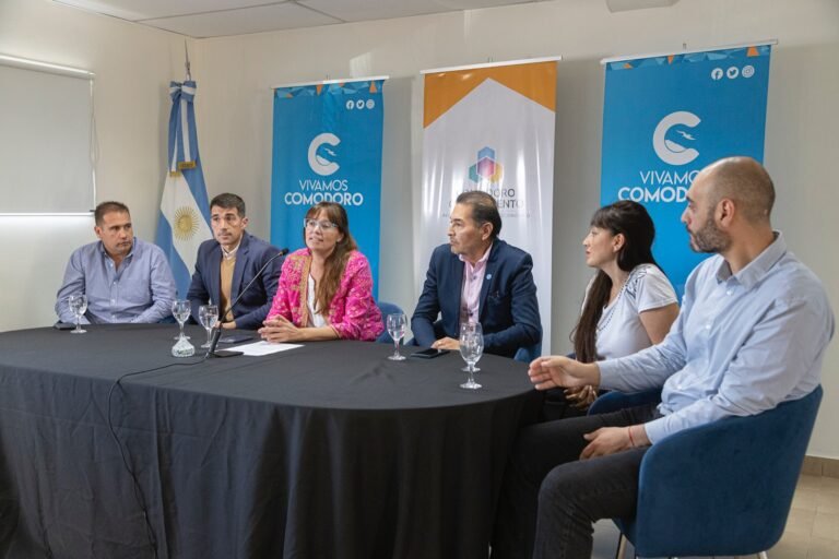 El Municipio presentó el Programa de Formación y Capacitación Profesional 2023
