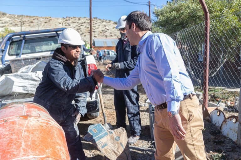 Avanza la obra de gas que beneficiará a 120 familias de barrio Centenario