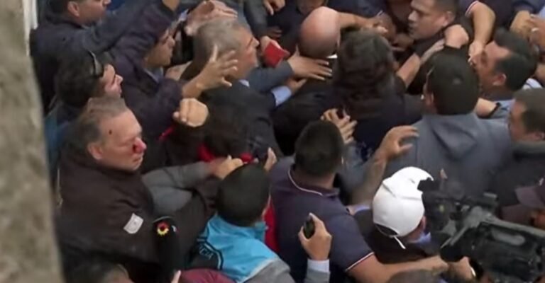 Colectiveros golpearon a Berni y policías lo evacuaron