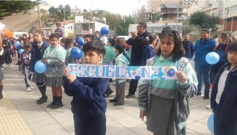 El director de la Esc. N°1 fue suspendido por 10 días no removido de su cargo