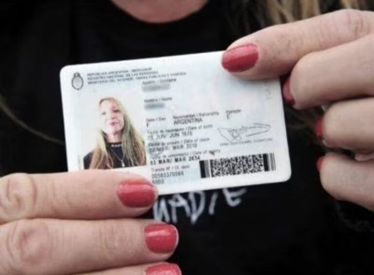 El fin de semana habrá horario especial para retirar DNI en el Registro Civil