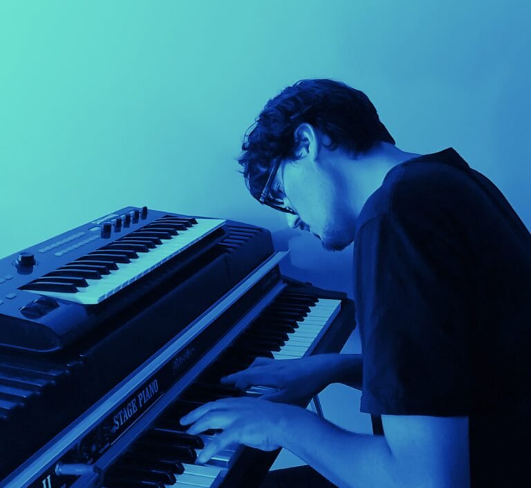 Concierto de piano, rock and roll y muestra de arte