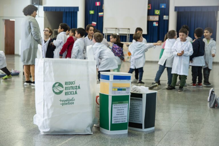 Rada Tilly separa sus residuos también en las escuelas