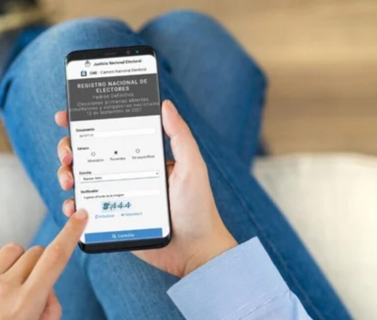 Alertan por una estafa que roba datos bancarios cuando se consulta el padrón electoral