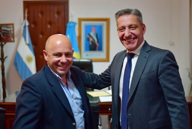 Arcioni traspasó el mando del Ejecutivo al vicegobernador Ricardo Sastre