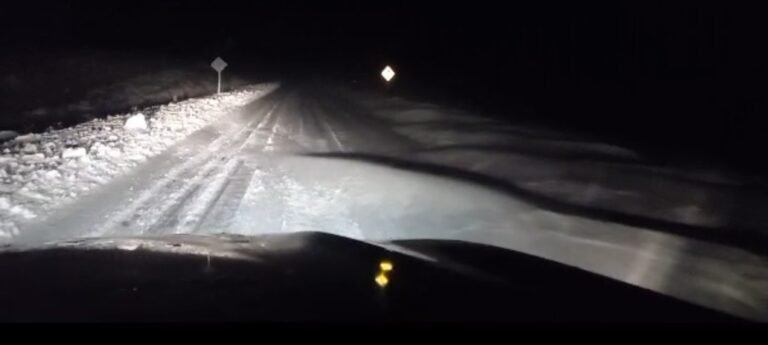 Rescataron a una familia varada en una tormenta de nieve