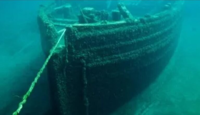 Desapareció un submarino con turistas que iba a visitar los restos del Titanic