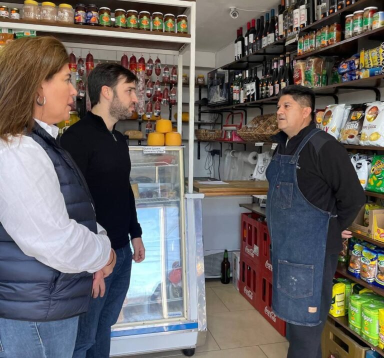 “Nacho” Torres y Ana Clara Romero, se reunieron con comerciantes: “Son el motor de la economía local”