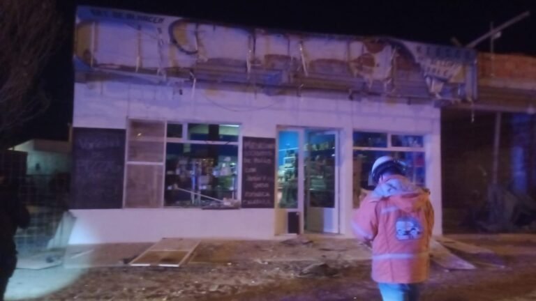 Fuerte explosión tras incendiarse una garrafa