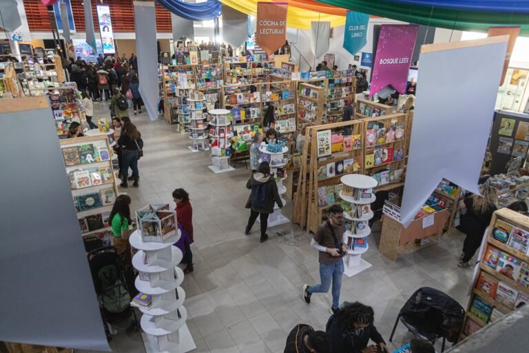 Quedó inaugurada la Feria Internacional del Libro: 9 sedes y más de 300 propuestas