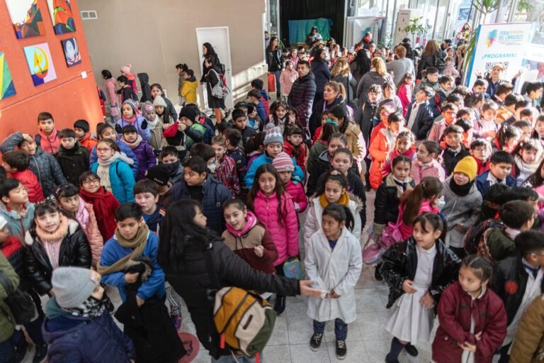 Más de 15 mil estudiantes visitaron la Feria del Libro 2023