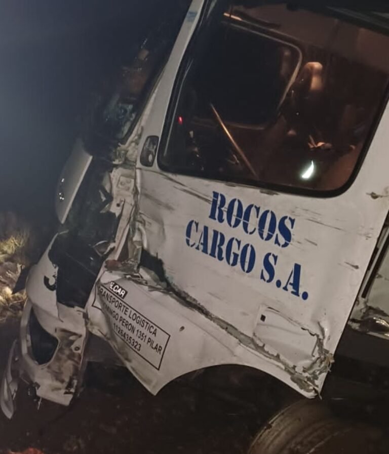 Choque de camiones en Ruta N°3
