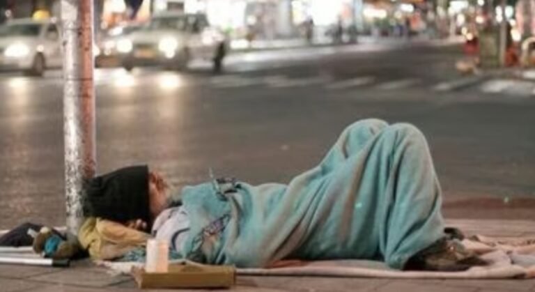 La Iglesia advirtió sobre los “esfuerzos del pueblo para llegar a fin de mes”