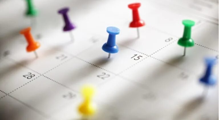 Falta menos de un mes: cuándo será el próximo fin de semana largo