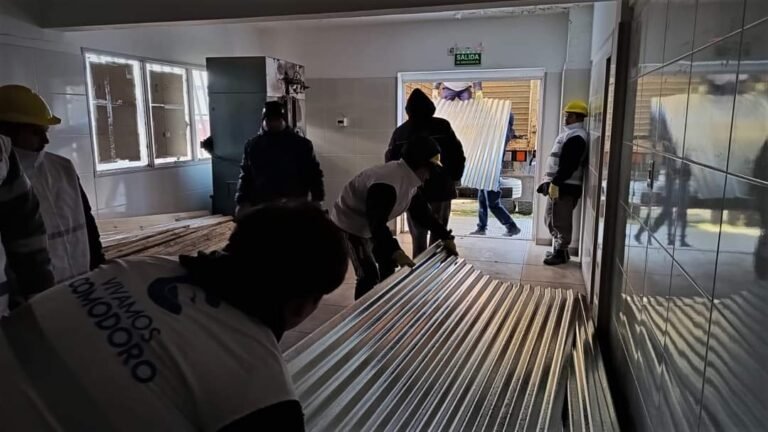 Asisten a los vecinos afectados por la emergencia climática