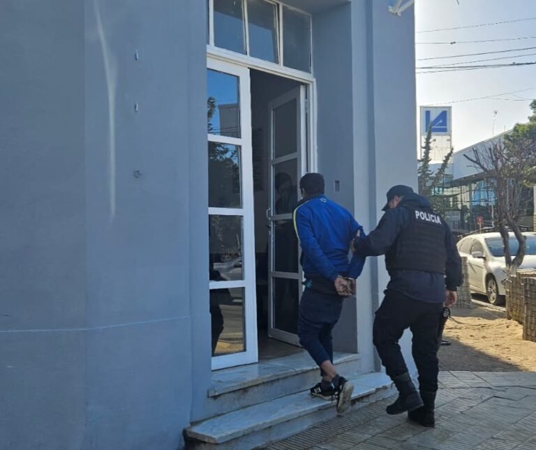 Detenido robar cables de luminarias dañadas por el temporal