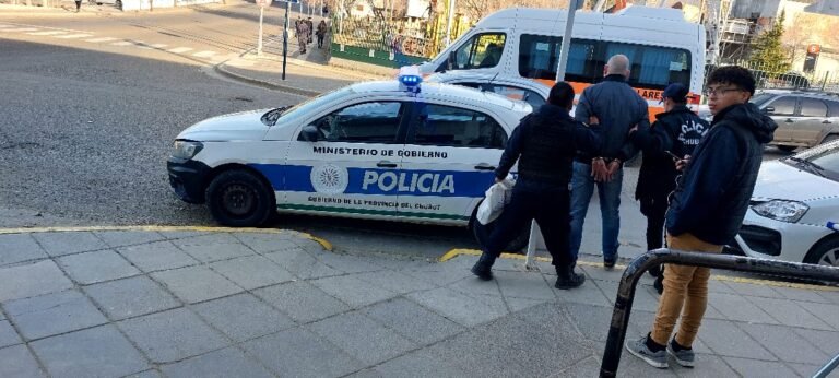 Intentó llevar sin pagar 10 mil pesos en mercadería