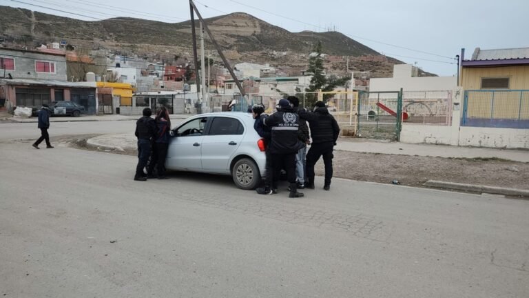 Tiros, detenidos y un arma secuestrada cerca del Jardín N° 426