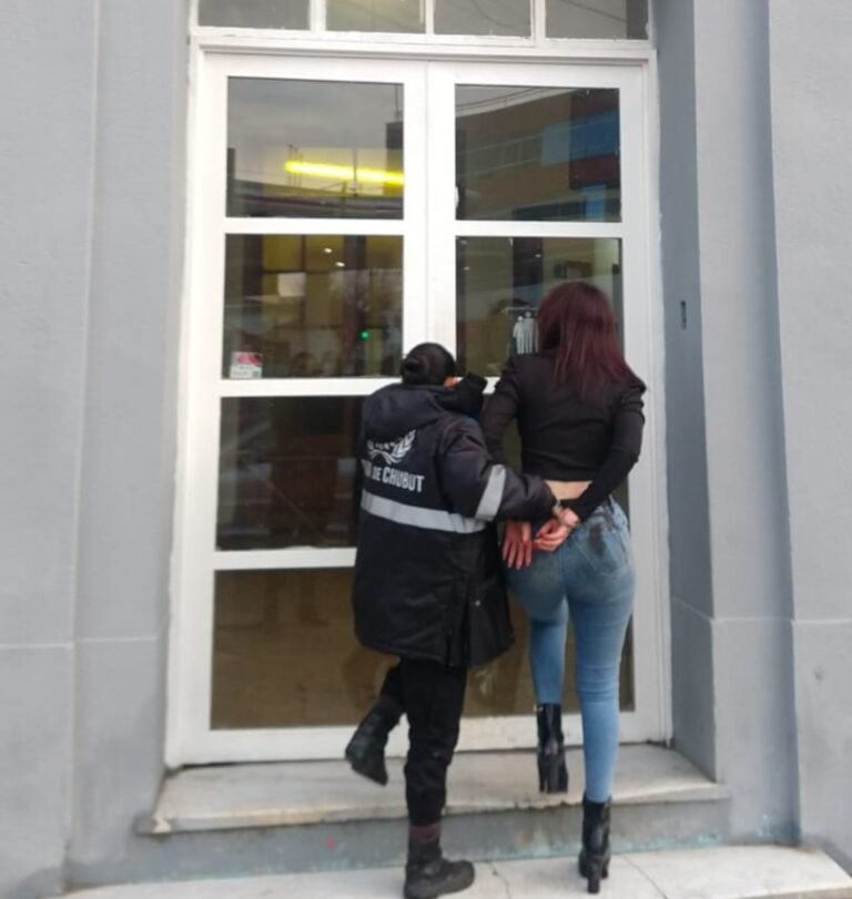 Detenida por provocar daños en un local nocturno