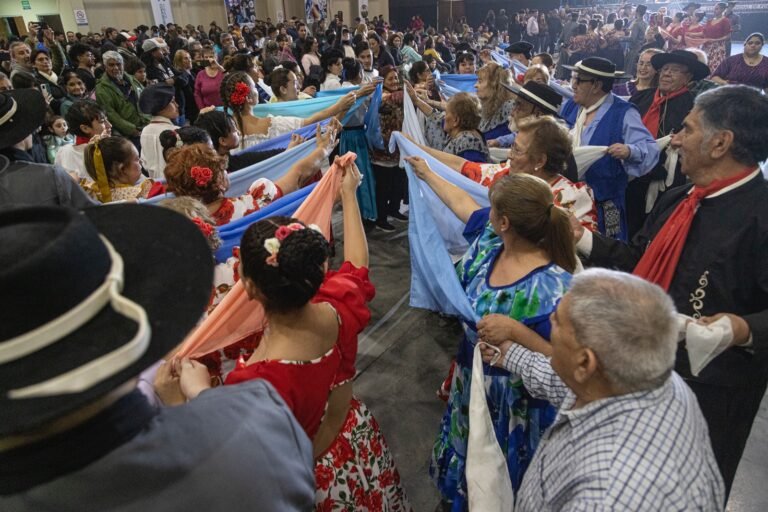 Gran fiesta con el Día Mundial del Folclore