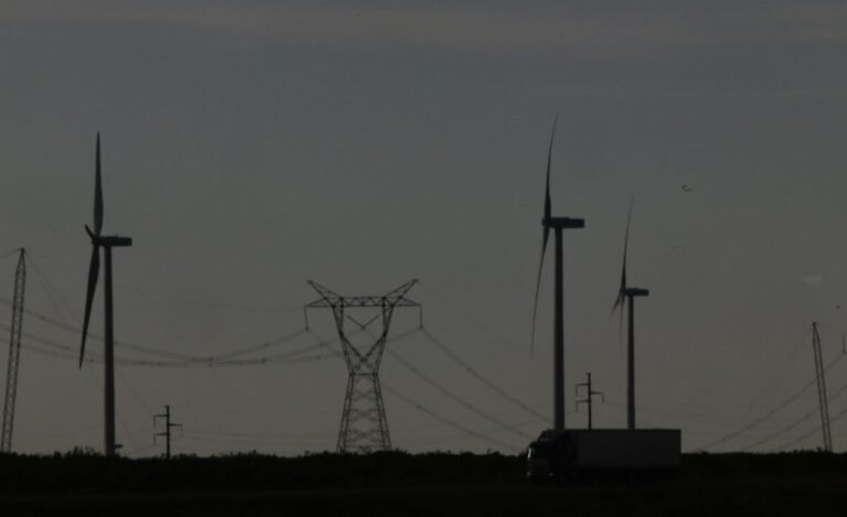 Licitan la ampliación de la línea de 132 kV Cerro Negro – Sarmiento