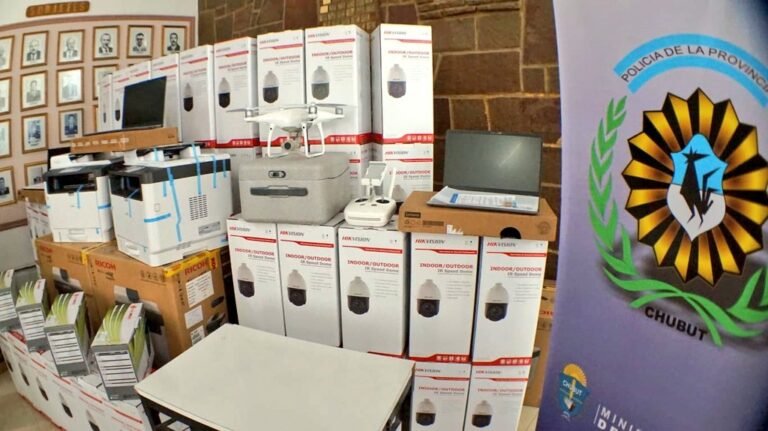 Por más de 60 millones de pesos la Policía recibió equipamiento tecnológico